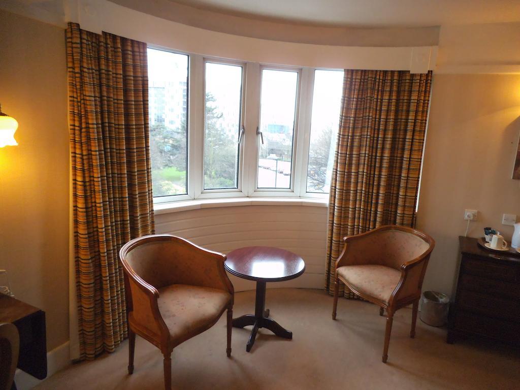 Southampton Park Hotel ภายนอก รูปภาพ