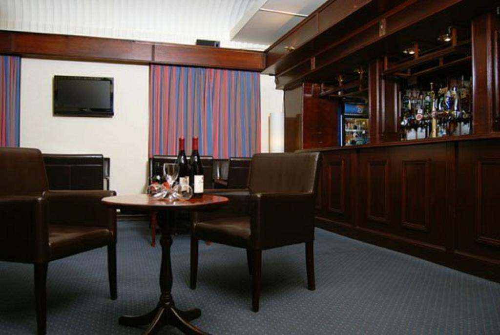 Southampton Park Hotel ภายนอก รูปภาพ